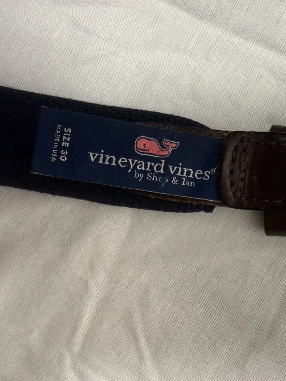Vineyard Vines Dark Brown Leather with Navy Blue Whale Sz 30